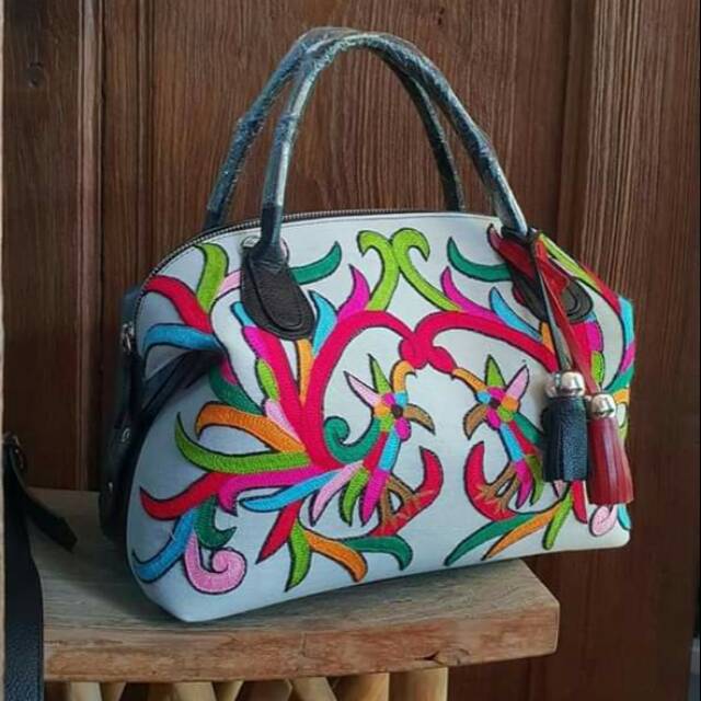 TAS ETNIK WANITA, BY HANDMADE, BAHAN KULIT ASLI MIX SULAM TUMPAR KALIMANTAN