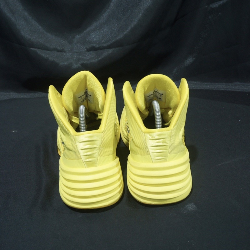 hyperdunk 2013 yellow