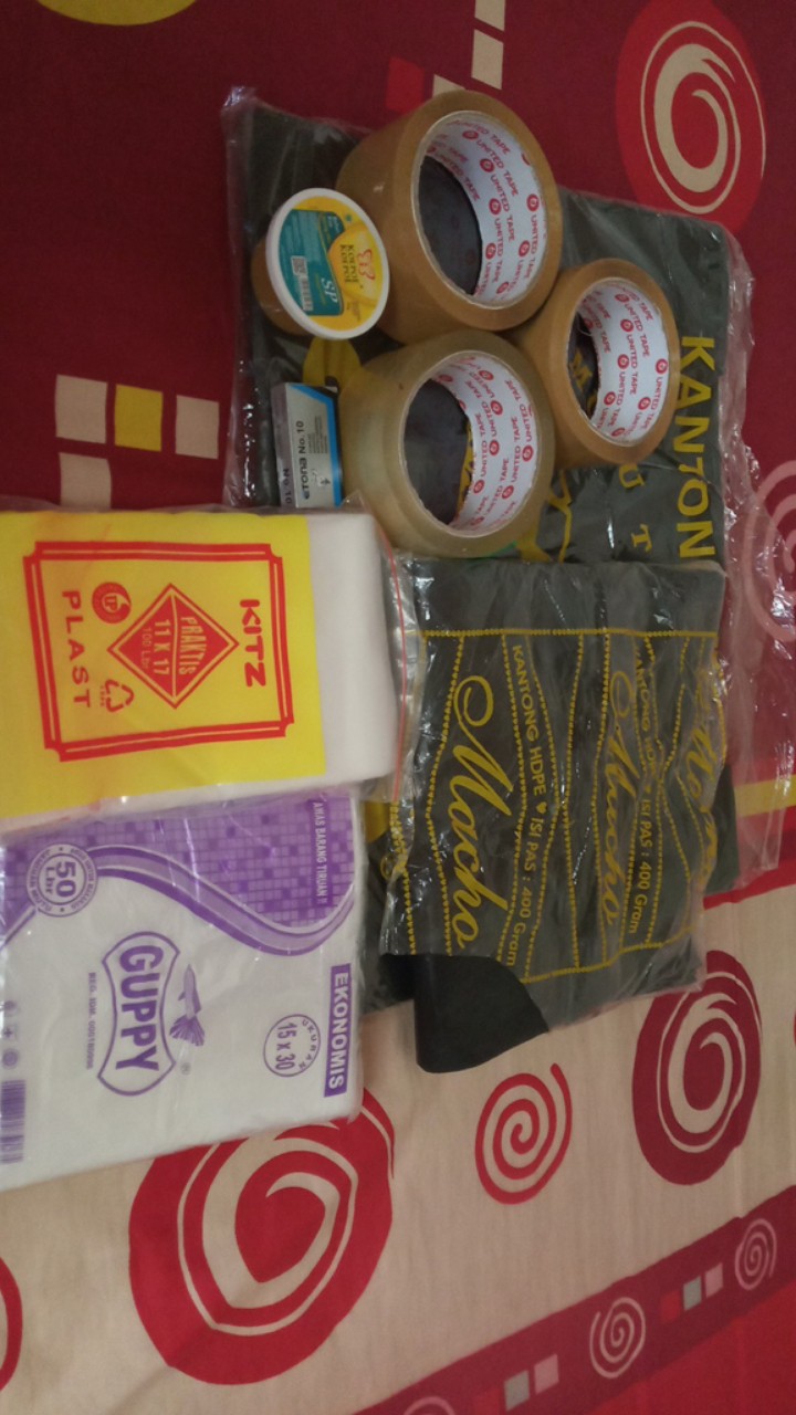 Kantong Plastik Kresek Tanggung Hd Hitam Tebal Merk Macho Ukuran 24 Ht