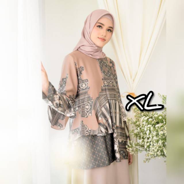 Jeumpa blouse wearingklamby