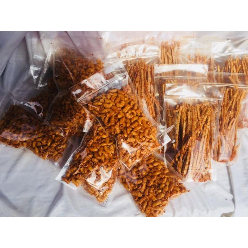 

ANEKA CEMILAN PEDAS