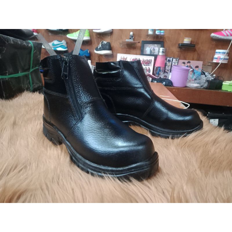 SEPATU SAFETY KULIT ASLI/ SAFETY SHOES RESLETING/ SEPATU SAFETY KULIT ASLI/ SAFETY BOOTS/ SEPATU KUL