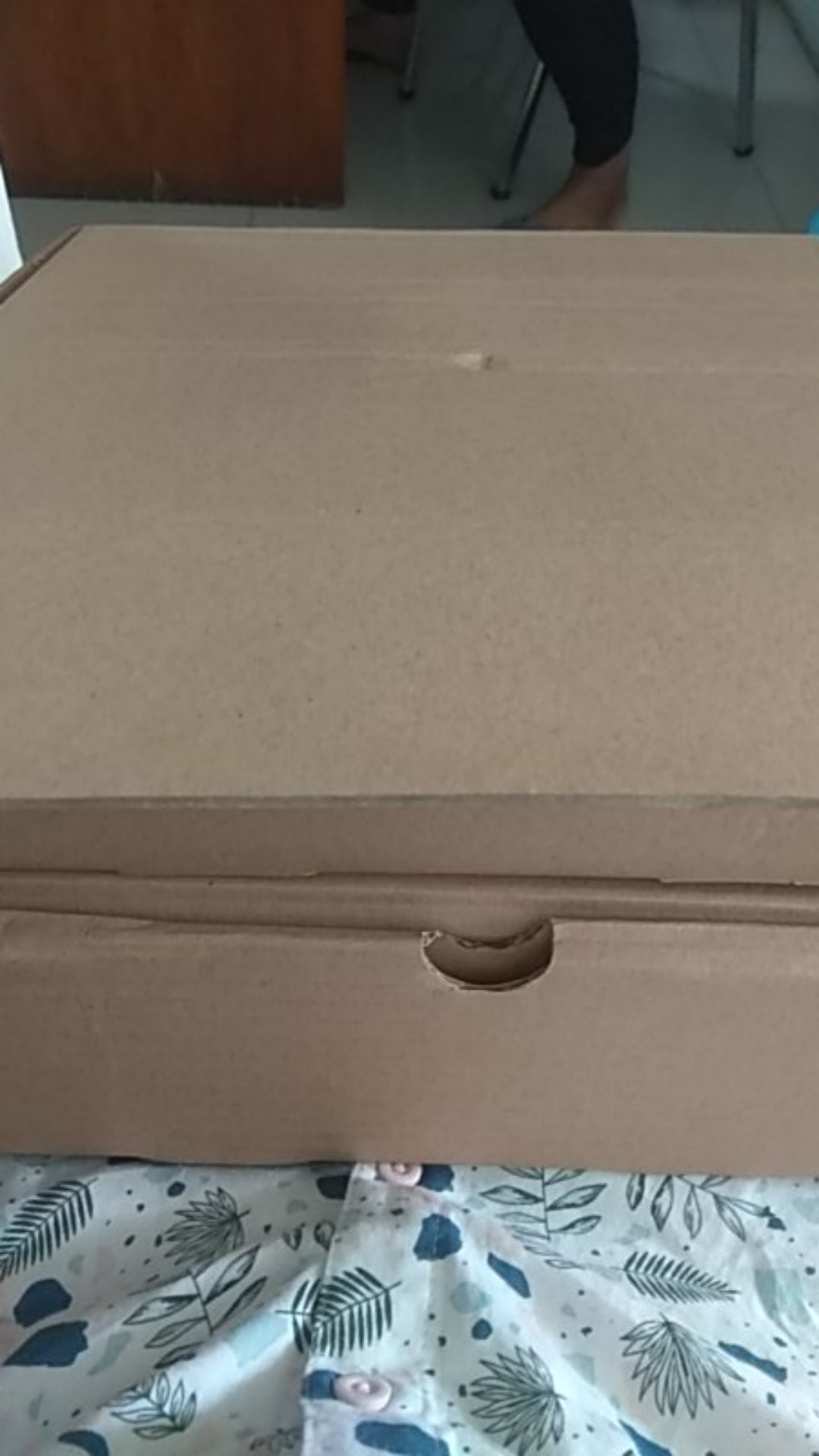 Kardus / Box Pizza / Baju / Kue 30x30x8 Cm