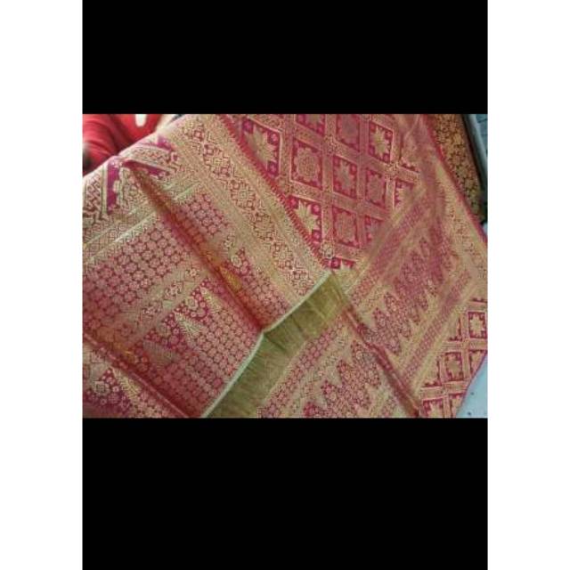 Songket mesin asli Palembang lepus kristal