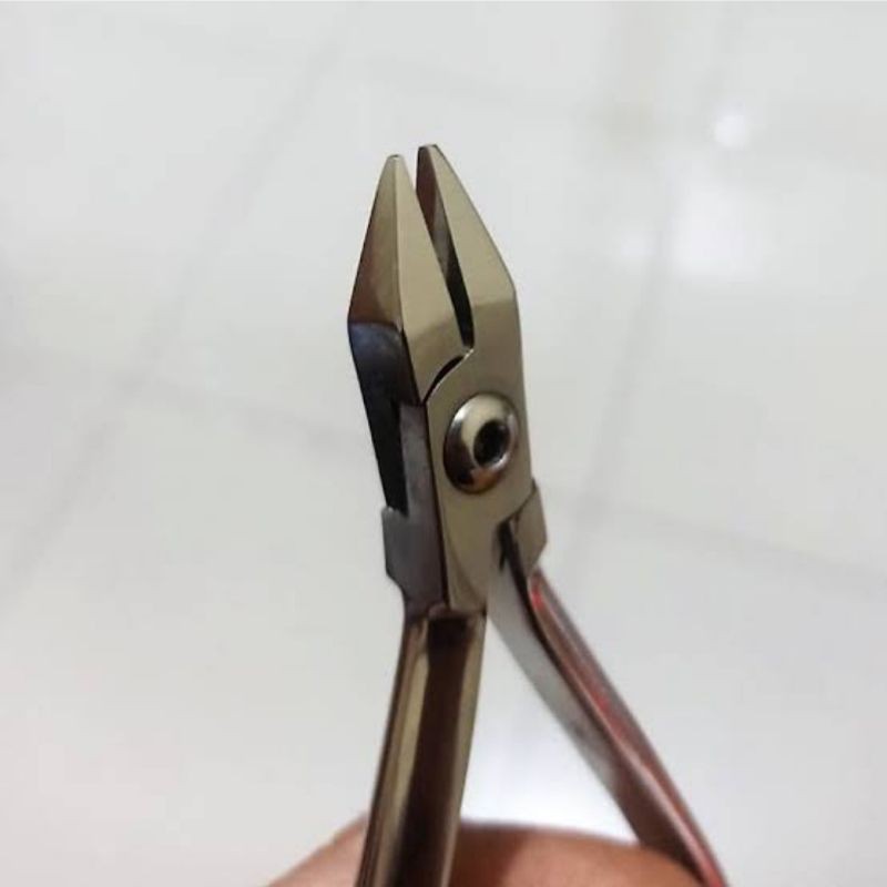 TANG ORTHO PIPIH ADAM PLIERS