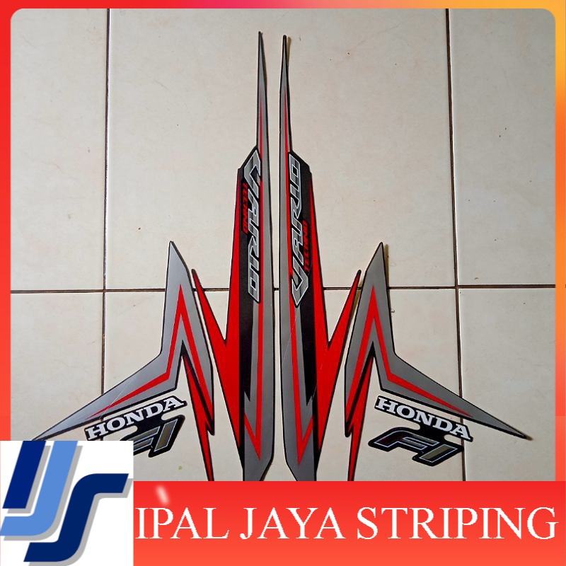 stiker striping Vario Techno 125 Fi 2016 merah