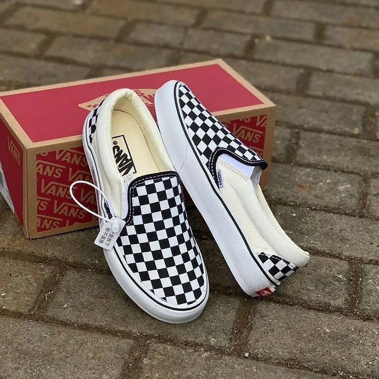 Sepatu Vans Slip On OG Mono Checkerboard + Box/ Vans Slip-On Checkerboard Black-White OG / Vans Slip On Catur OG Terlaris Premium