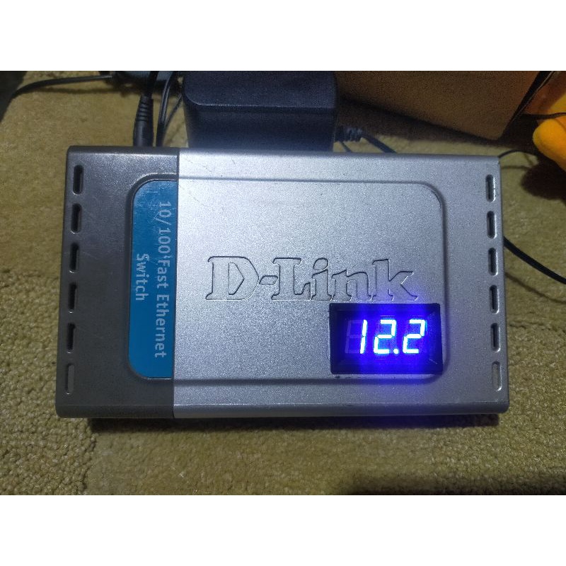 Switch hub dLink & TotoLink 8 port (POE Central)