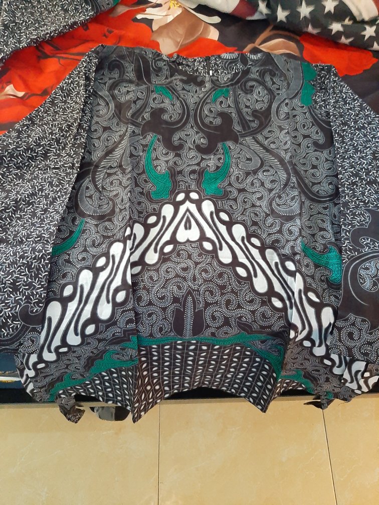 Maura Couple - Sania Ruffle Batik Couple Ori Ndoro Jowi Garansi Termurah Shopee -  Batik Modern Solo