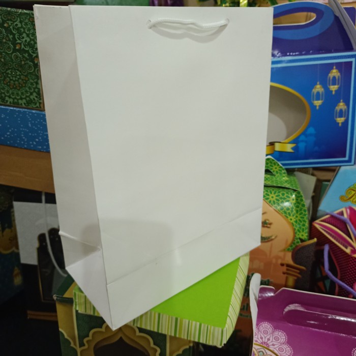 

✨ BISA COD ✨ paper bag buku polos putih ivory isi 12 pcs terlaris dan termurah
