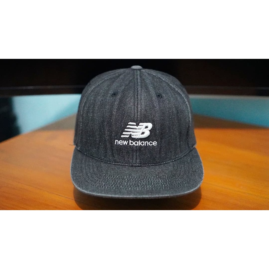 Topi Snapback New Balance Second