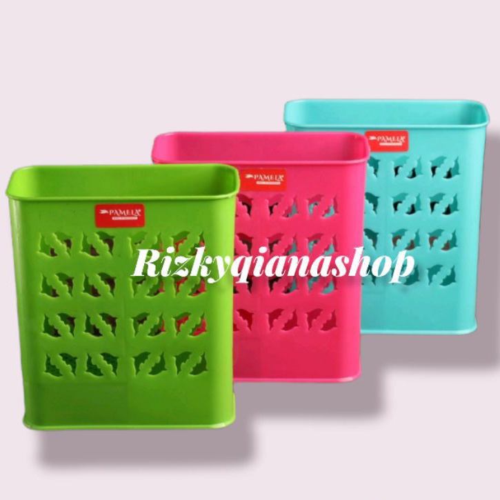 2 SEKAT TEMPAT SENDOK PAMELA