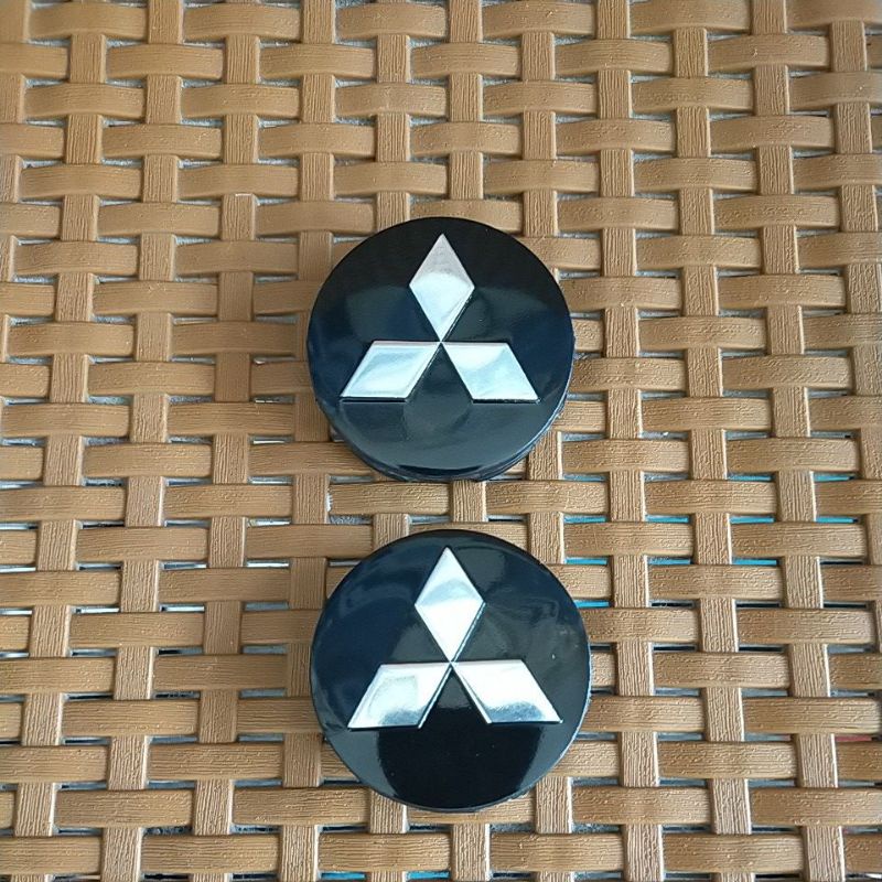 dop roda tutup velg mobil mitsubishi