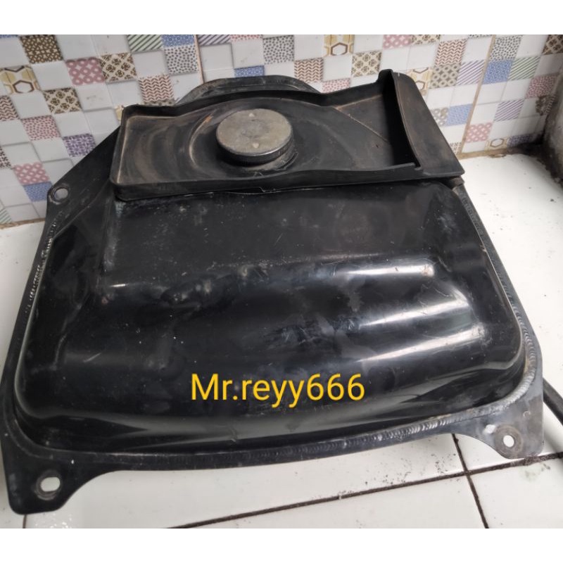 tangki bensin set Yamaha Mio j/GT dll. original copotan.