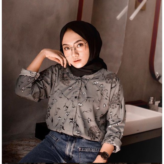 BLUSHY BLOUSE Kemeja pattern Shopee Indonesia