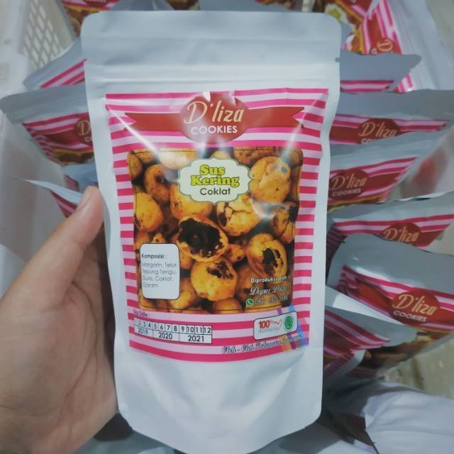 

HALAL HOMEMADE mini sus kering coklat choco choux cream puff cokelat D'LIZA Cookies soes coklat