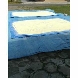 

tepung beras kuning 1 kg