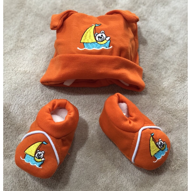 Topi Set Sepatu Bayi Boboko Box Mika TOPI + SEPATU BABY 0-6 Bulan Boboko Bisa Pilih Warna