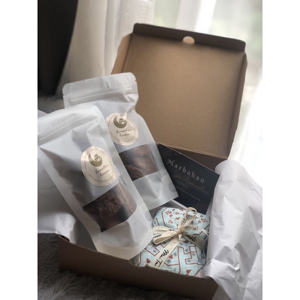 

Hampers Idul Fitri B/ Hampers Lebaran