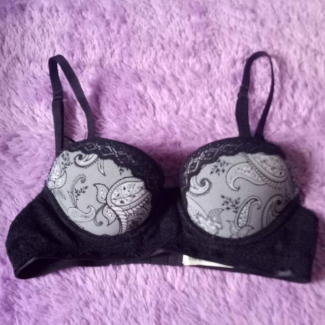 Preloved pakaian dalam wanita