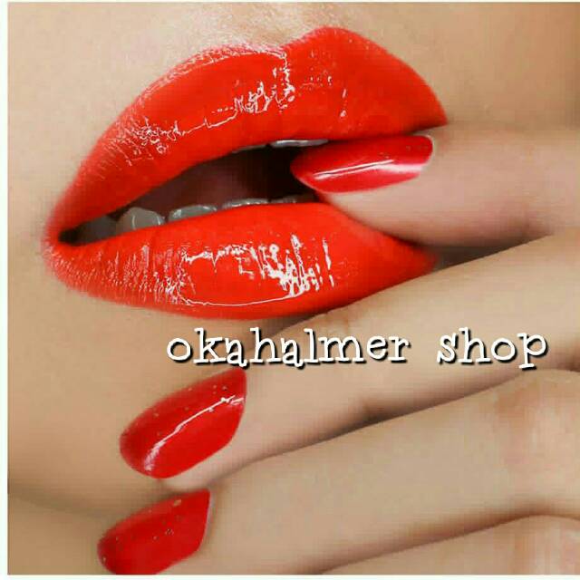 LA TULIPE MOISTURIZER LIPSTIK