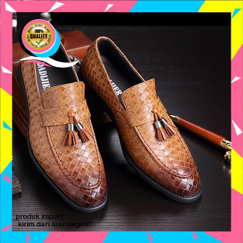 2021   Rumbai Pria  Sepatu Pria Slip-On Sepatu Kulit British Slip Pada Sepatu Asing  Ukuran Besar