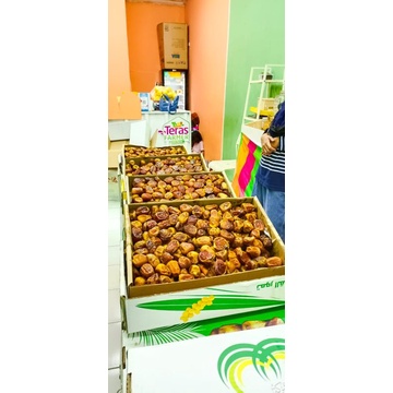

Kurma Sukari Saudi AlQassim Box 3.5Kg
