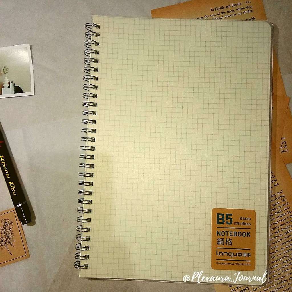 

Notes B5 dotted dan Polos untuk catatan dan Bujo jilid Spiral