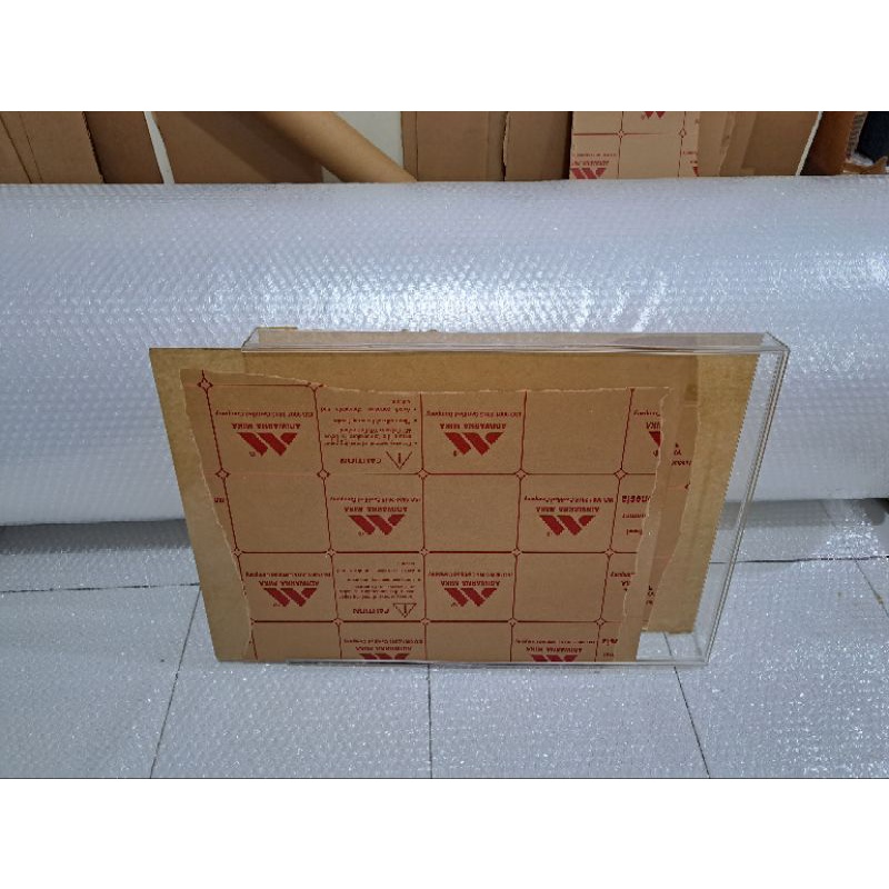 

RB box acrylic mahar 50x40 frame mahar akrilik besar