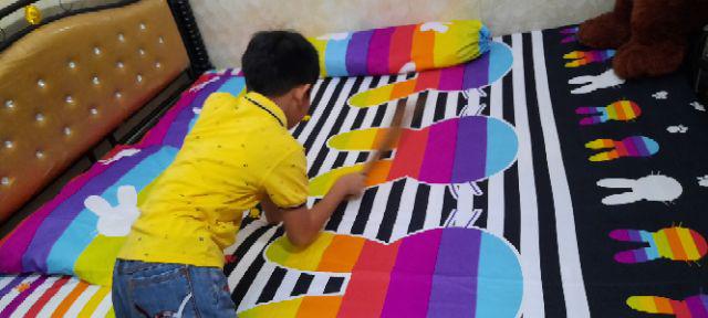 Kintakun Isthana T30 - Sprei Kintakun Dluxe 180x200 - Chili Red/cool Gray/deep Blue/khaki