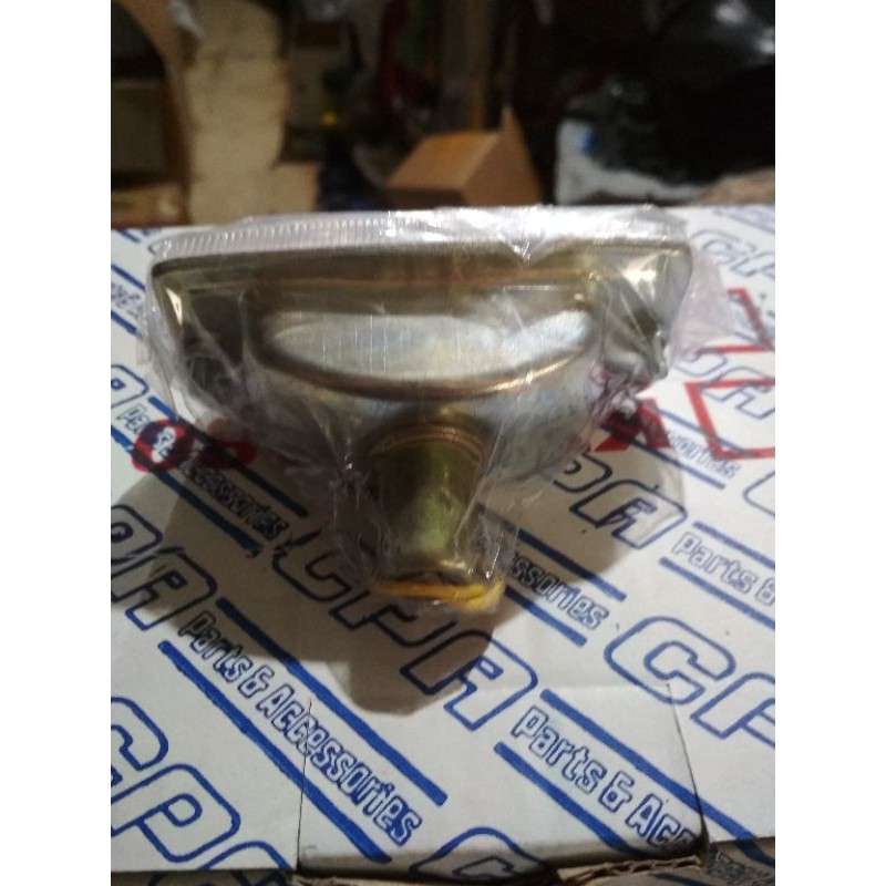 lampu mundur parkir atret mitsubisi T120ss