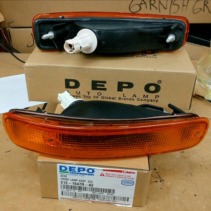FRONT SIGNAL LAMP COROLLA AE92 1990 SEN BUMPER COROLLA AE92 1990