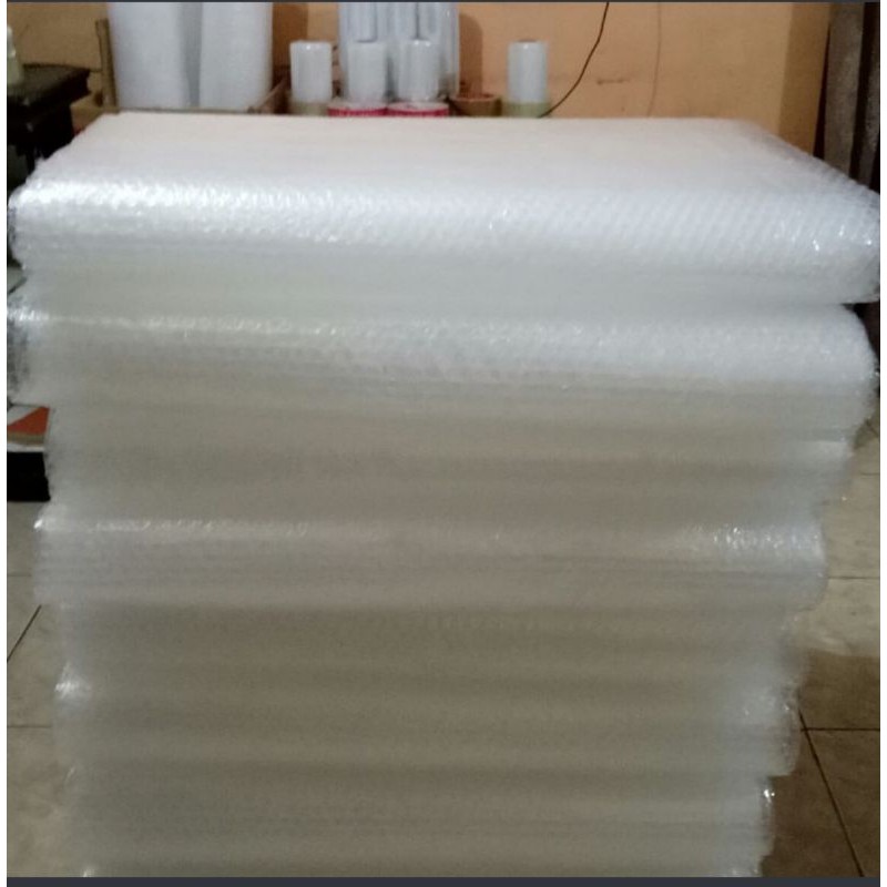 

Bubble wrap 30cm x 10m & 30cm x 5cm