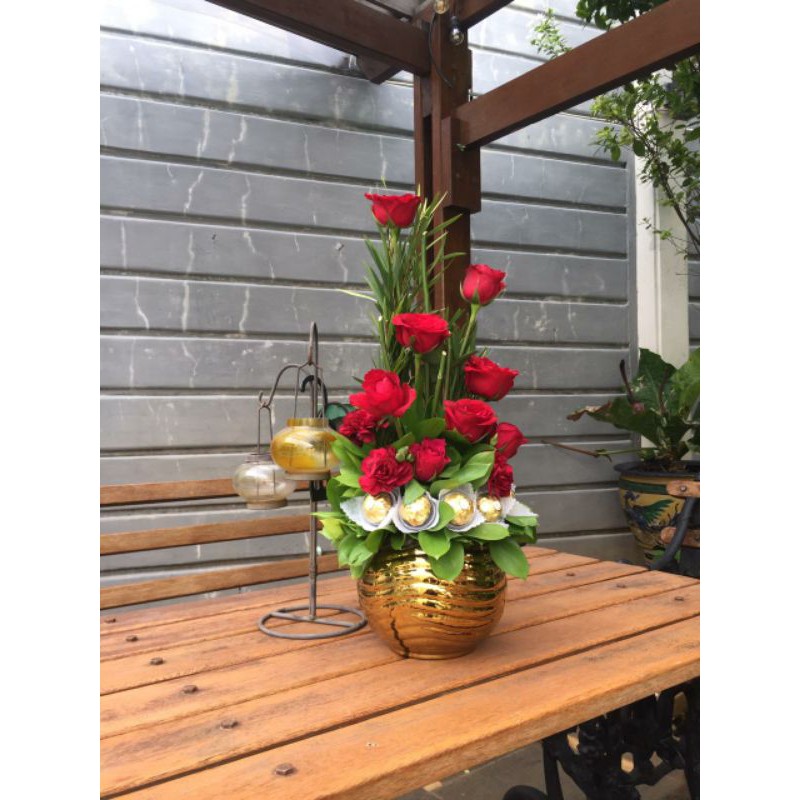 Ferrero Rocher Bouquet With Roses