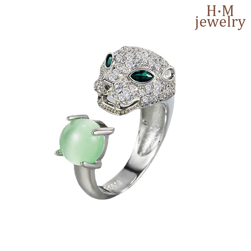 Cincin S925 Silver Bentuk Kepala Leopard Aksen Batu Giok Emerald