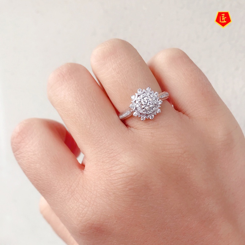 [Ready Stock]Two-Tone Pt950 Platinum Vintage Sunflower Moissanite Ring