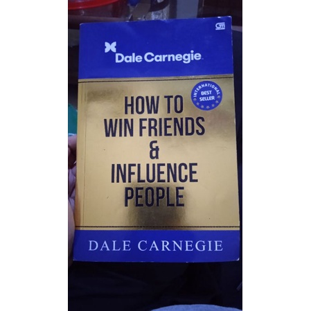 Preloved Novel How to win friends and influence people dan kairos