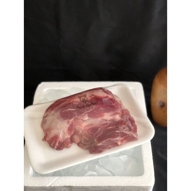 

pork shoulder /kapsim babi 500 gr