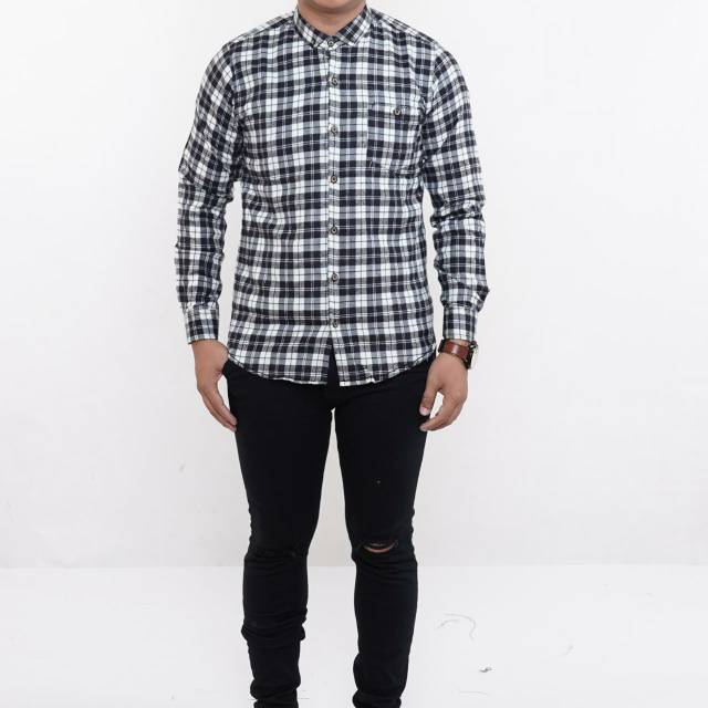 YB KEMEJA FLANEL PRIA MOTIF KOTAK LENGAN PANJANG MODEL SLIM FIT LONG SLEEVE WHITE LIST BLACK