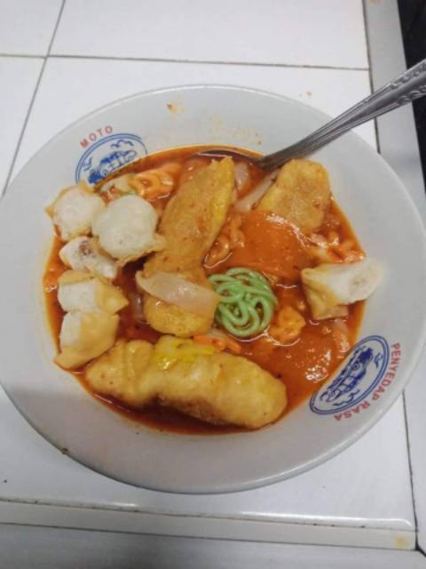 Seblak boci baso aci khas hj uun