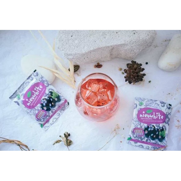 Collage NieuWhite Eleora Care