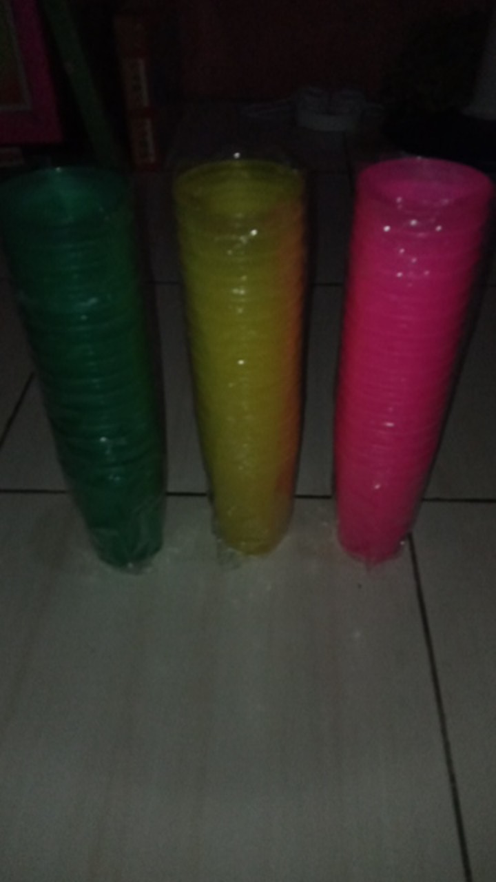 Hot Item (12) Gelas Plastik Kh Warna Warni