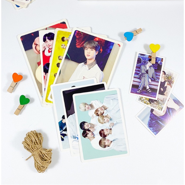 40pcs / set Kartu Lomo Foto KPOP TWICE ASTRO X1 STRAYKIDS Dengan Tali Klip Untuk Dekorasi Dinding