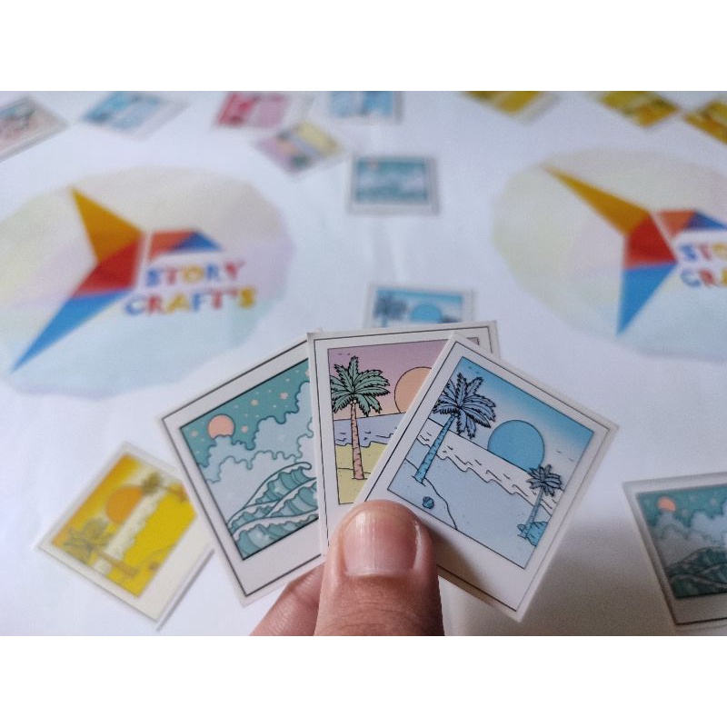 

Sticker Animasi Foto Polaroid Chibi Lucu Bahan Glosy Chromo Murah