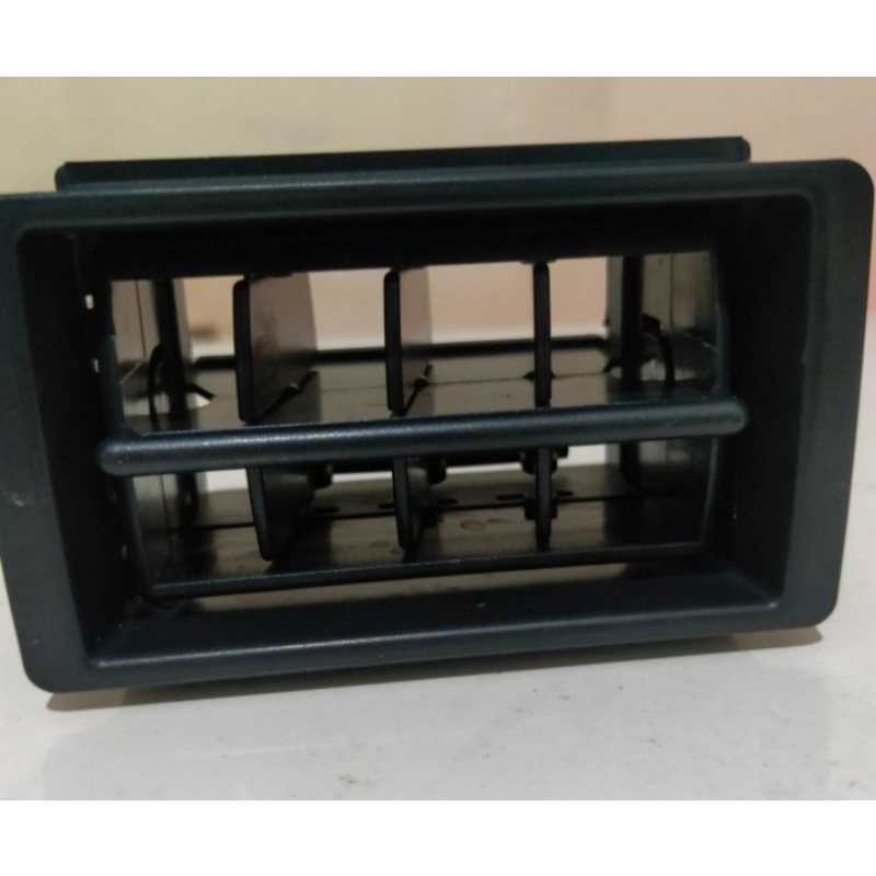 Kisi AC tengah original Daihatsu Taft GT rokky hilline