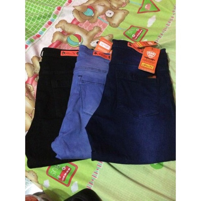 Celana jeans cewek jumbo / Celana panjang jeans cewek size 33-38 / jeans besar / skinny jeans jumbo