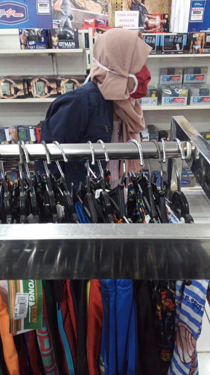 Hanger Jilbab Oval Gantungan Penyimpanan Muslim Murah Syal Scarf Pasminah Serbaguna Lemari Tumblr