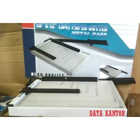 

Alat Pemotong Kertas KENKO Ukuran B4/Papper Cutter/Potong Kertas