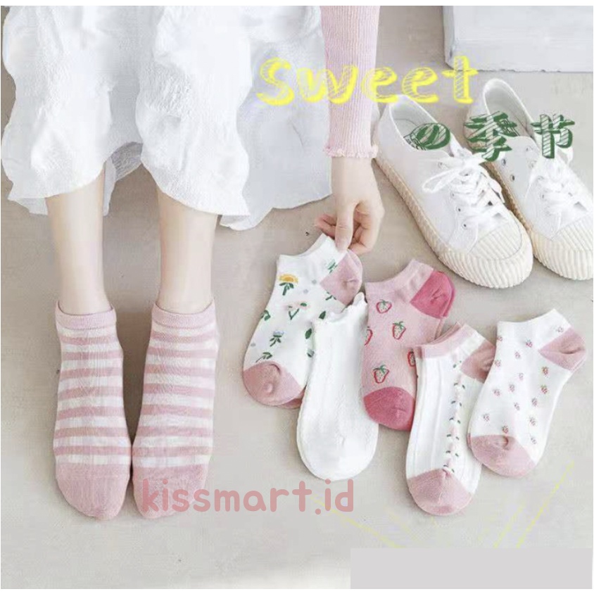 Kaos Kaki Strawberry Wanita Fashion Motif Stroberi Bunga Import