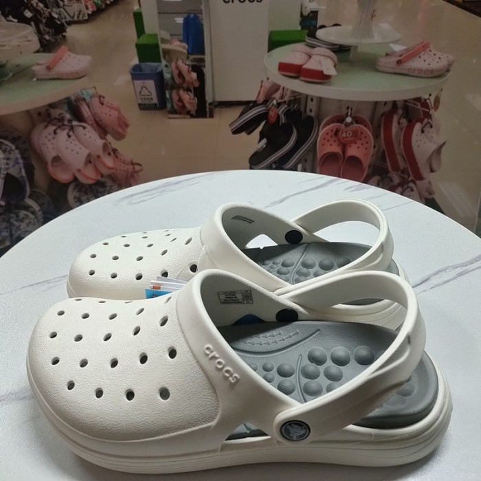 Crocs Reviva Clog Sendal Pantai Pria Cowok Karet Sandal Rumah Sakit